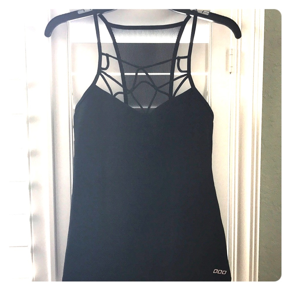 Lorna Jane tank